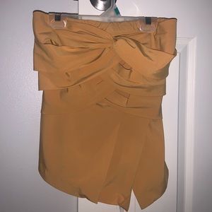 Cute mustard tube top (formal))